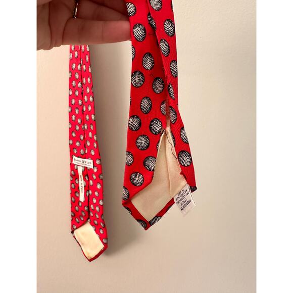 Barry Wells Red Necktie Golf Theme 'Hole in Won' Made in Italy 100% Silk Vintage - Picture 4 of 8
